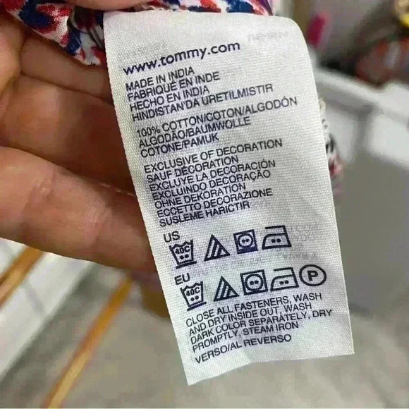 Tommy Hilfiger button down crisp 100%cotton Navy/Red animal print shirt-XL - Picture 5 of 8